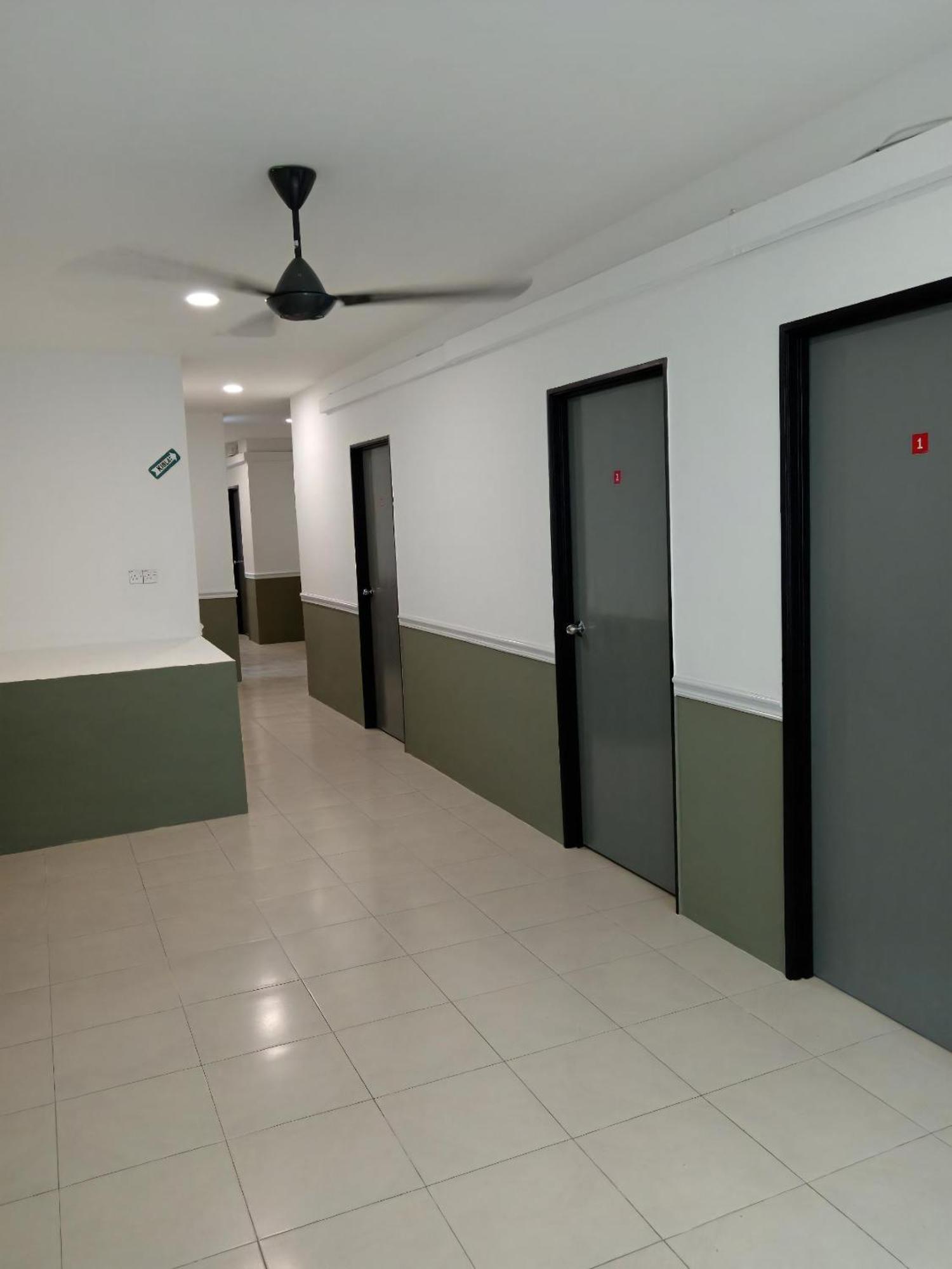 Hotel Seri Intan Тампин Екстериор снимка