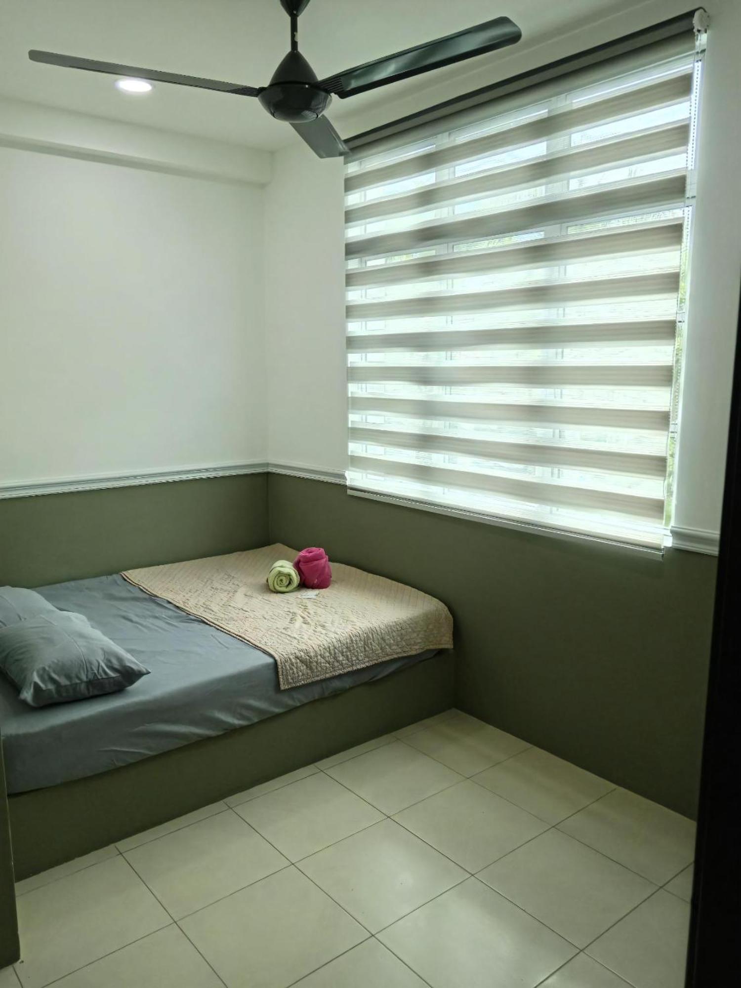 Hotel Seri Intan Тампин Екстериор снимка